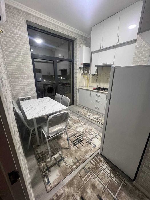 Кушбегида, Усмон Носир кучаси "SOLARIS" новостройка кизларга безмаклер