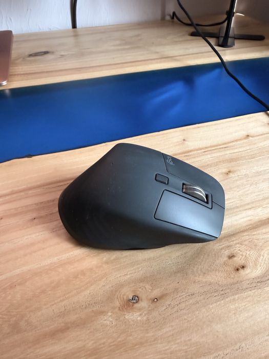 Клавиатура Logitech MX Keys + мышь mx master 3