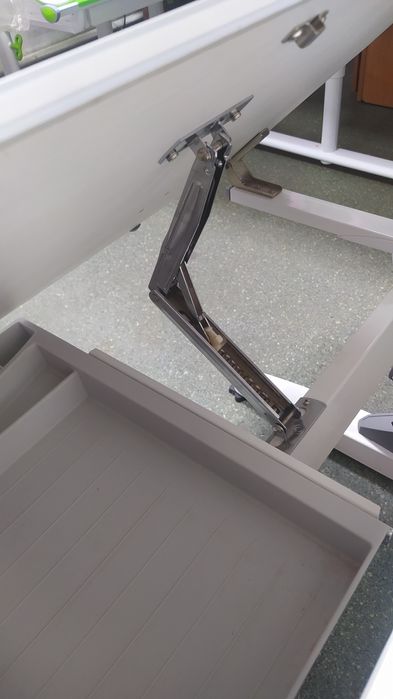 Растущая парта, производство Тайвань