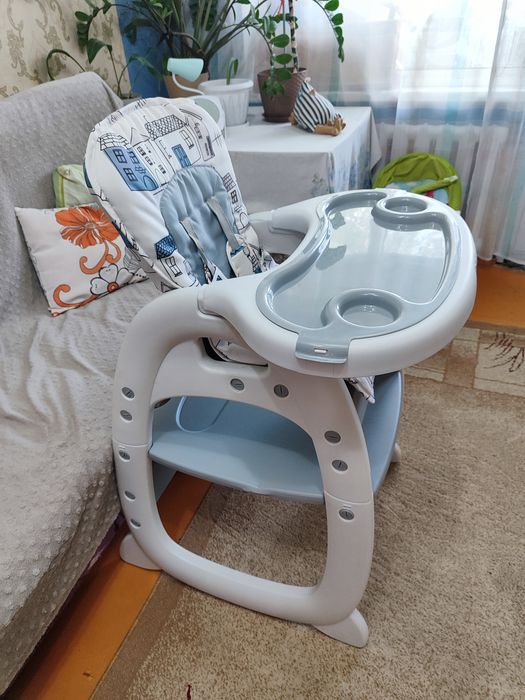 Продам стульчик для кормления 2 в 1