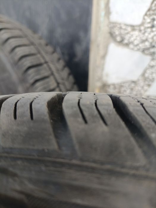 Зимни гуми HANKOOK,премиум клас,205/55/17.
