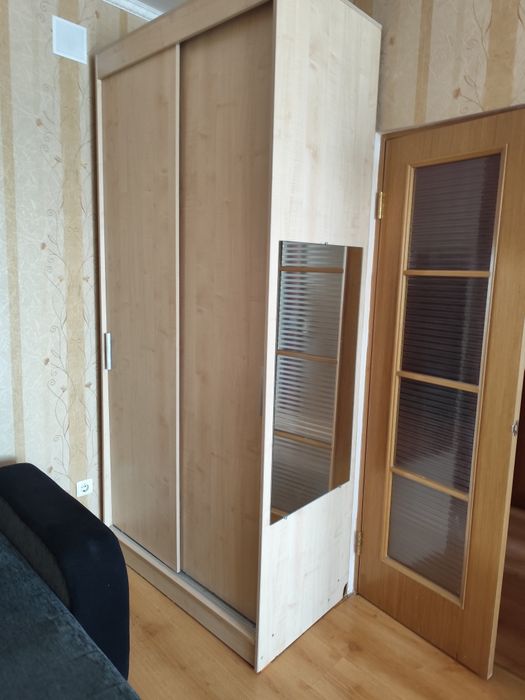 Мебель б /у, диван стол компьютерный кухонный гарнитур