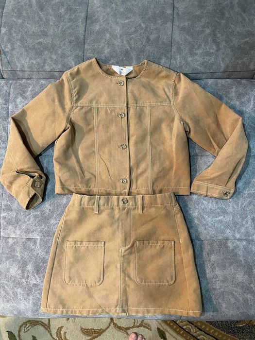 Костюмчик на девочку 7-8 лет