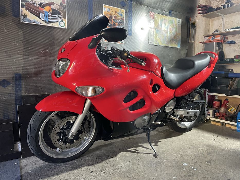 Suzuki gsx f 600 katana