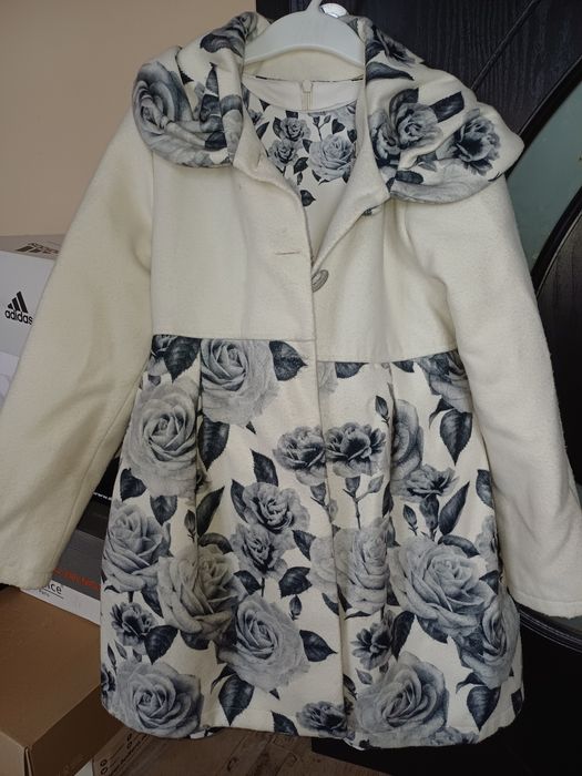 Детско палто и рокля в комплект 134