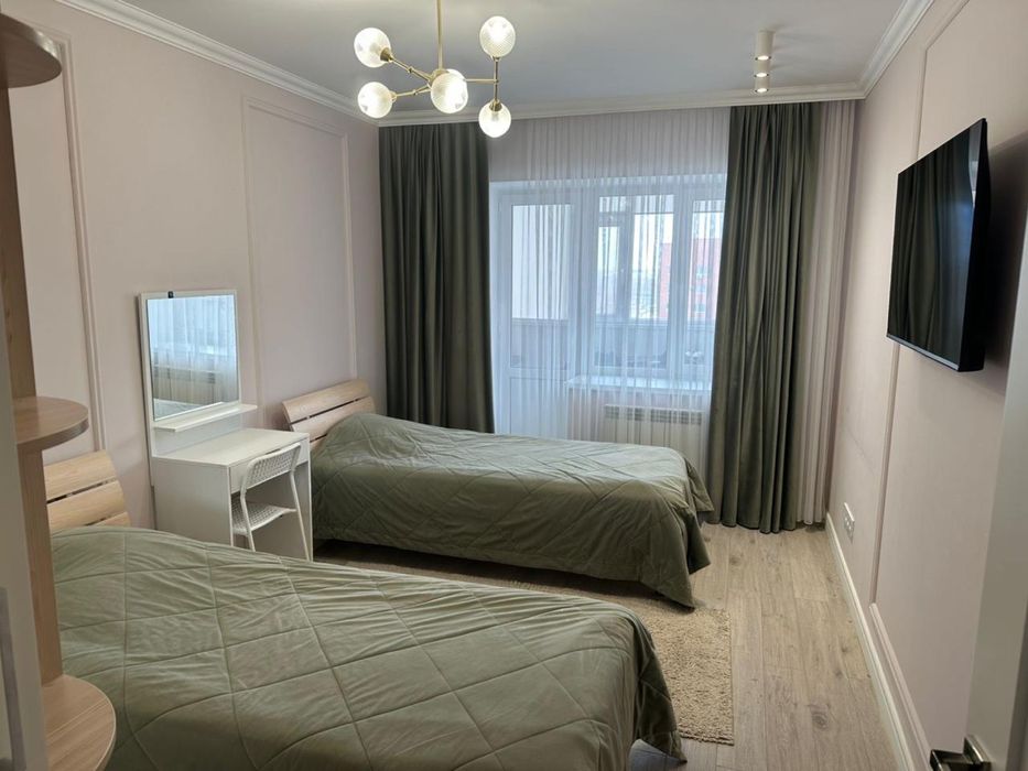 Продам 3 комн квартиру на Батысе