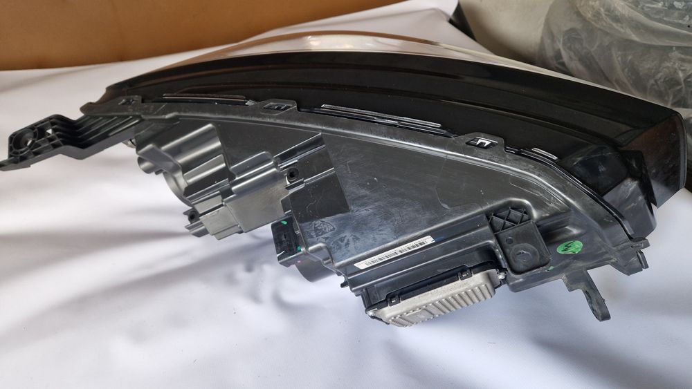 Фары Geely Emgrant