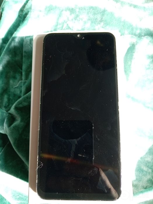 Smartfon VIVO y 19 8/256