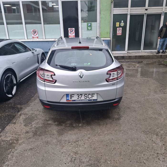 RENAULT Megane 2011 — imagine 2