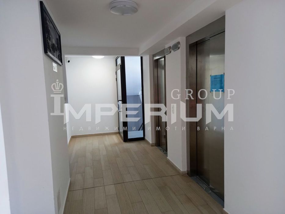 Продава се Двустаен апартамент в Варна, Гранд Мол Варна - 65 кв.м за 2662 €/кв.м - Снимка #4