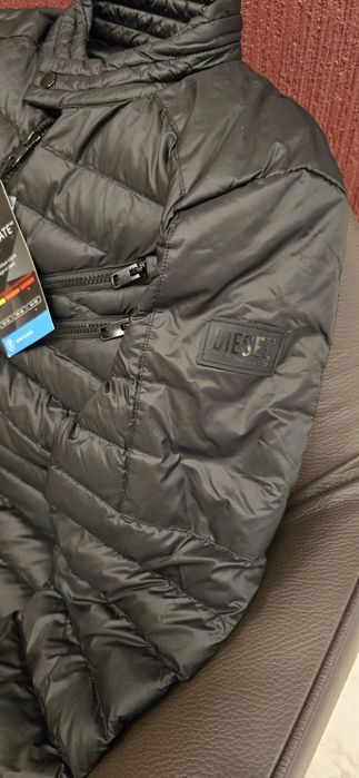 Чисто ново яке на DIESEL