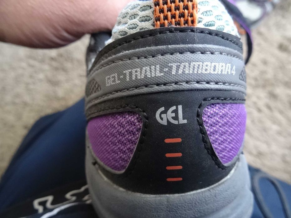 asics 39.5 gel trail tambora 4