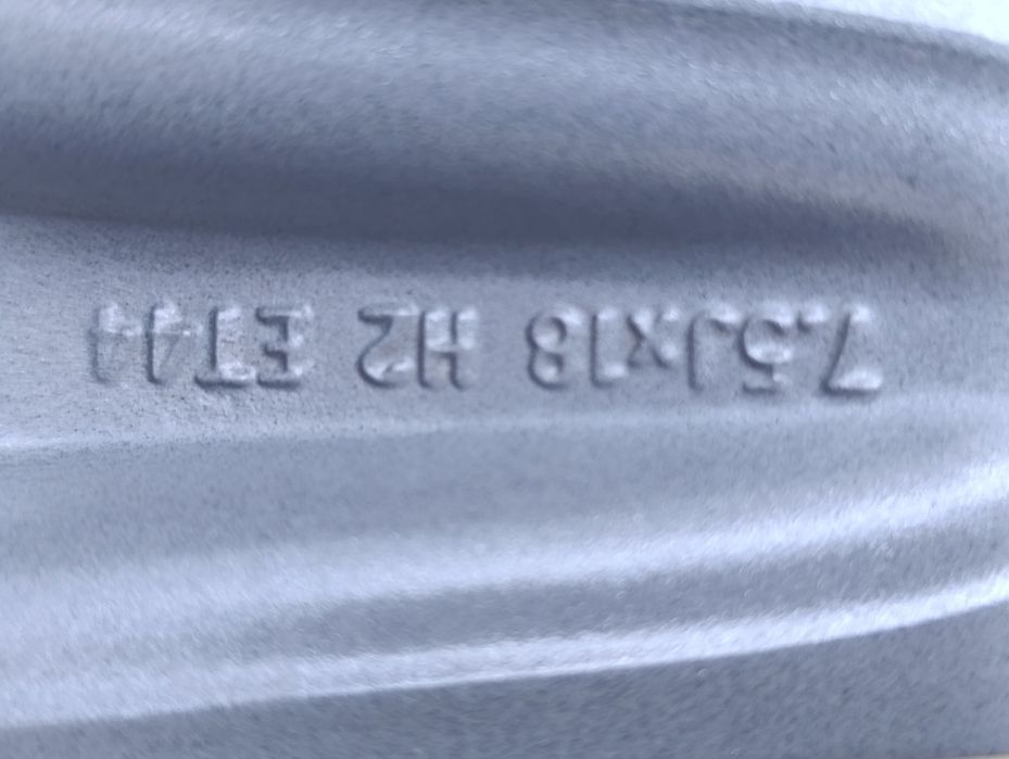 Jante originale Mercedes C class W 205 18'' cu anvelope de iarnă