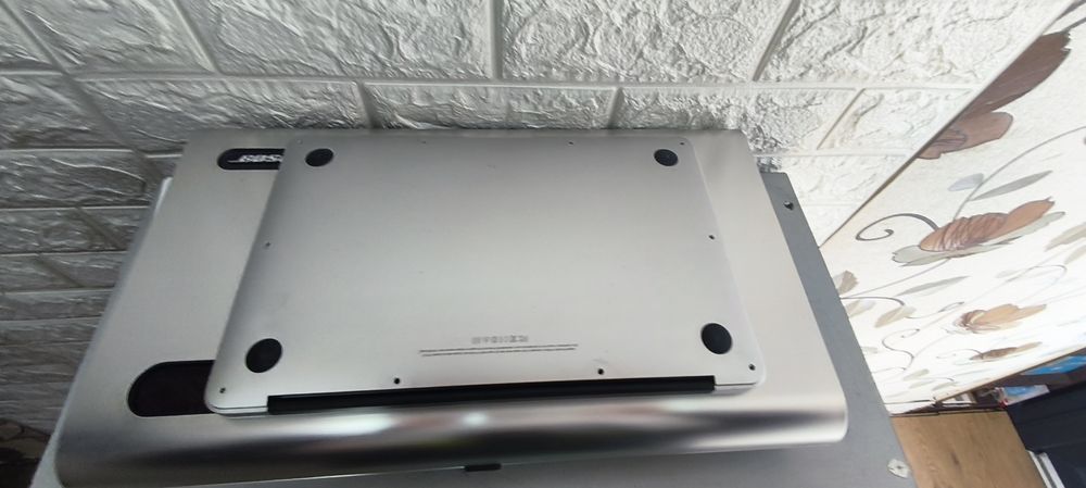 Apple MacBook Air A1465 ,de piese