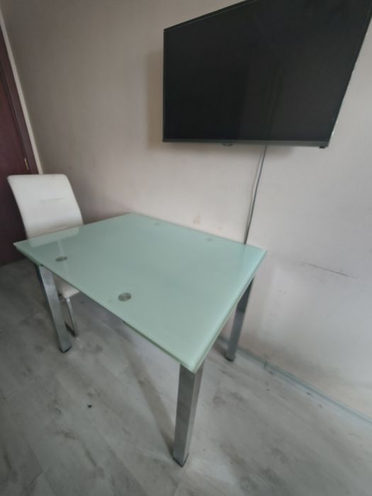 Разтегателна трапезна маса