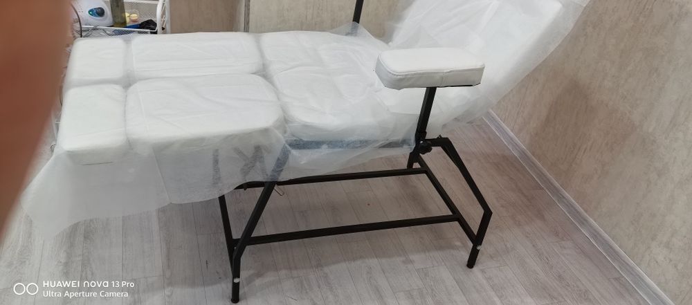 Педикюрная кресло кушетка 2х1