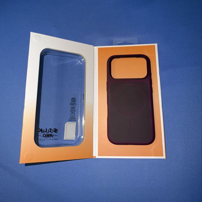 Husa Iphone 17/18 pro SILK PRO MagSafe