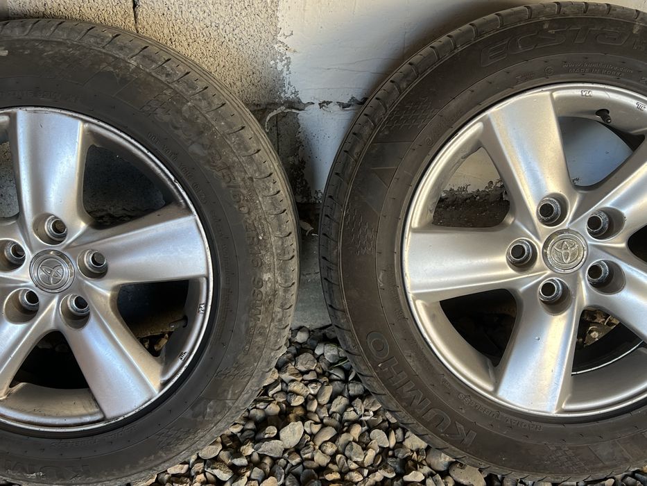 Продам комплект летних шин титановыми дисками