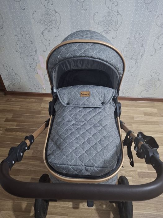 Детская коляска 2в1 в отличном состоянии!!