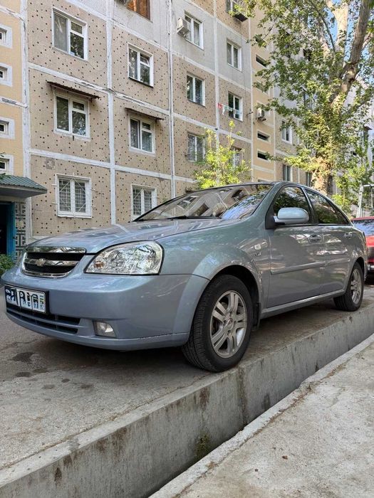 Продаются Lacetti 2013 года