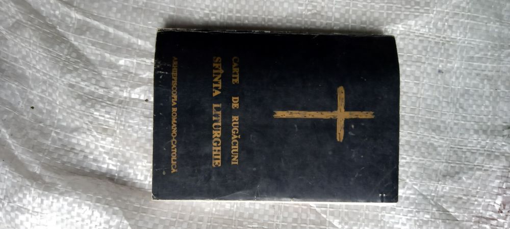 Carti , brosuri , calendare si reviste religioase catolice