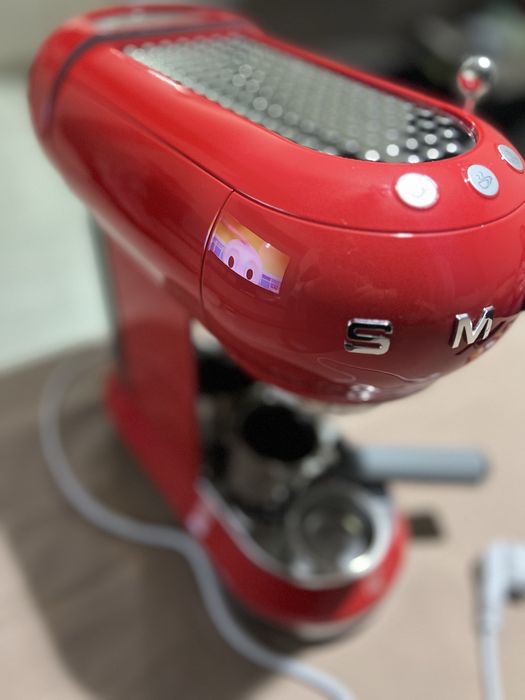 Нова Кафемашина Smeg
