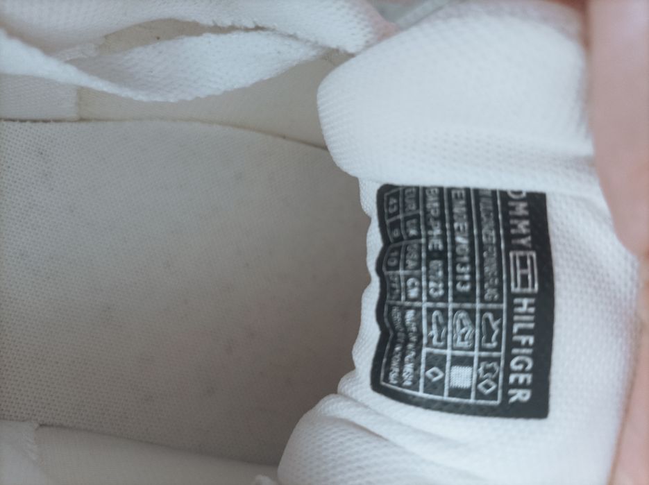 Tommy Hilfiger N43 маратонки