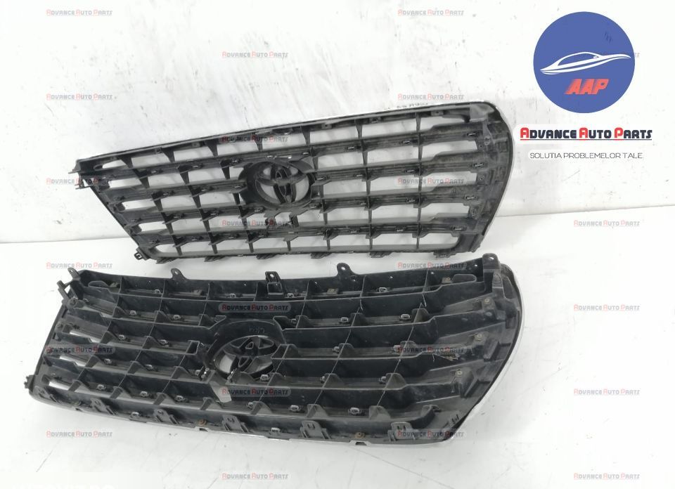 Оригинална централна решетка Тойота Ланд Крузер / Toyota Land Cruiser