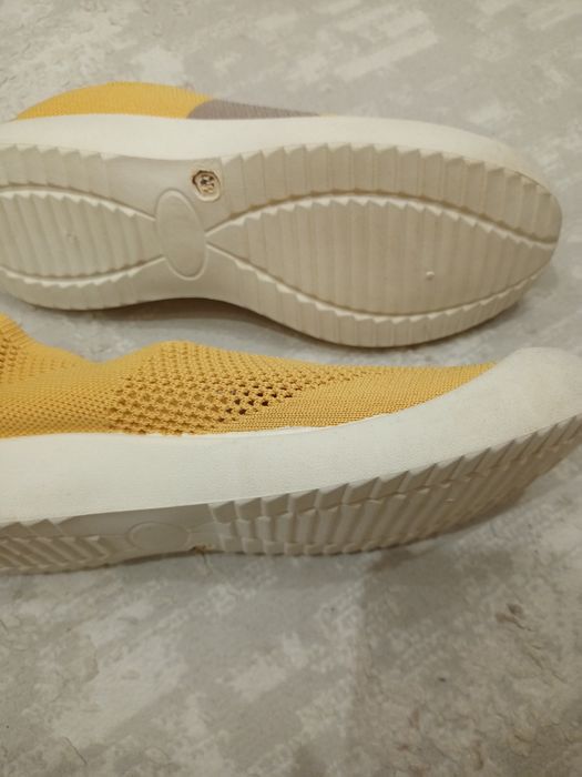 Слипоны 39-40 р.