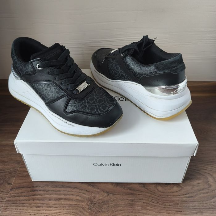 Дамски обувки/маратонки/сникърси Calvin Klein 37 номер