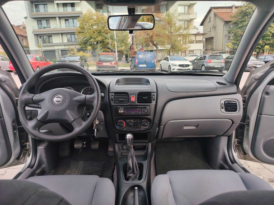 Нисан Алмера 1.5 бензин