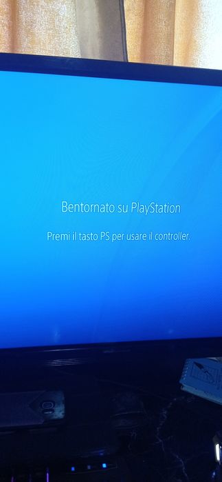 PS 4slim model cuh 2216a