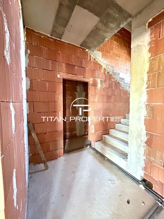 Продава се Къща в Пловдив, Беломорски - 280 кв.м за 1250 €/кв.м - Снимка #4