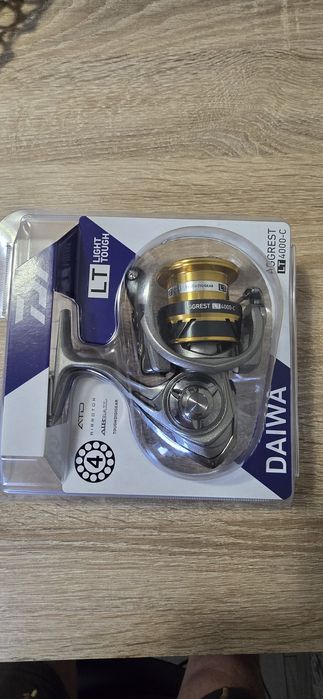 Mulineta Daiwa aggrest 4000 si 3000