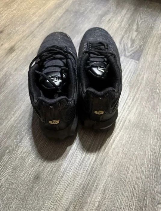 Nike Air Tn 42/43/44 noi/new