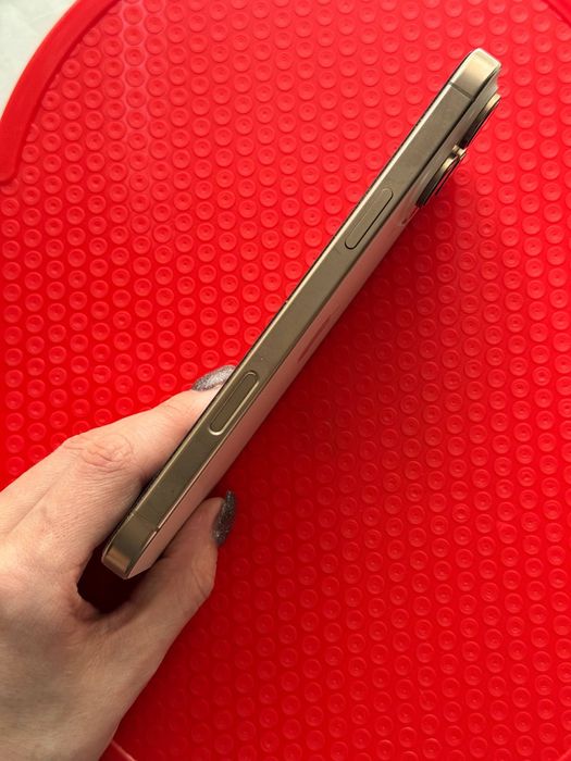 IPhone 16 pro max e-sim