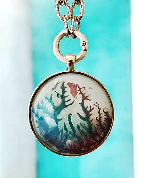 Уникален арт обект – малко изкуство, което носиш със себе си