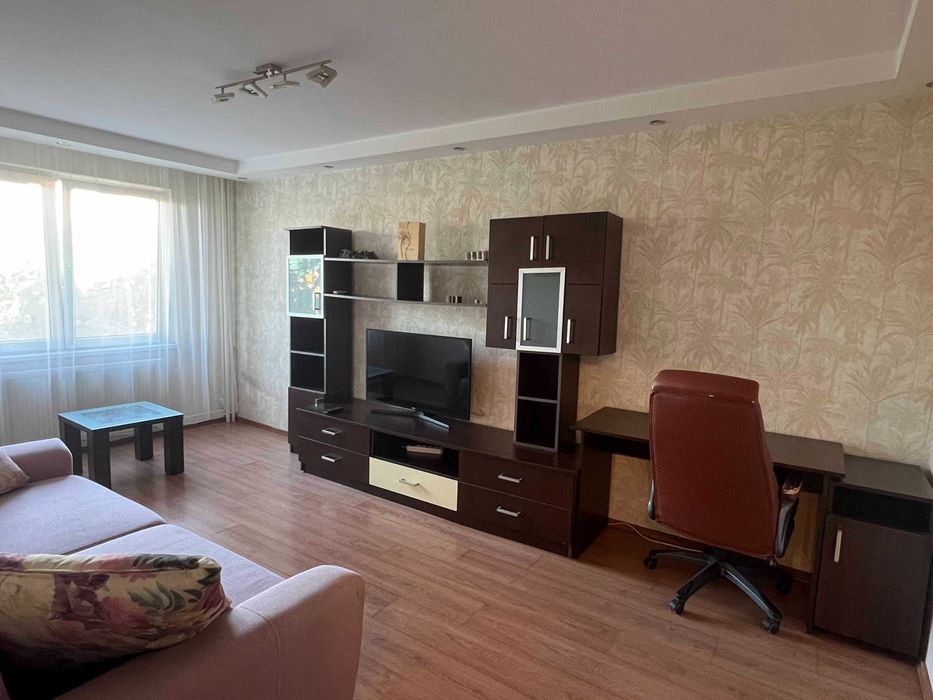 3 cam, 2 bai, decomandat, centrala, parcare, et 2/8, mobilat si utilat, Liberty Center - Rahova/Nasaud