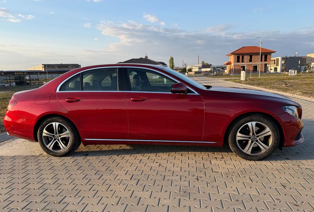 MERCEDES-BENZ E-Class 2018 — imagine 3