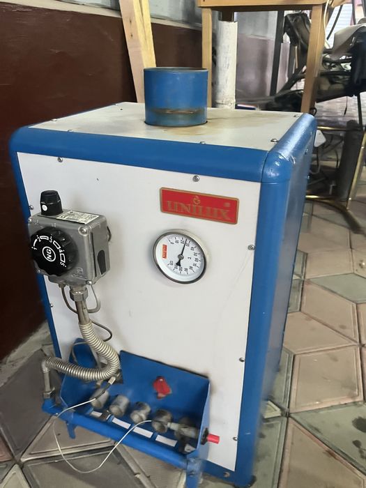 Продам напольную газовую печь