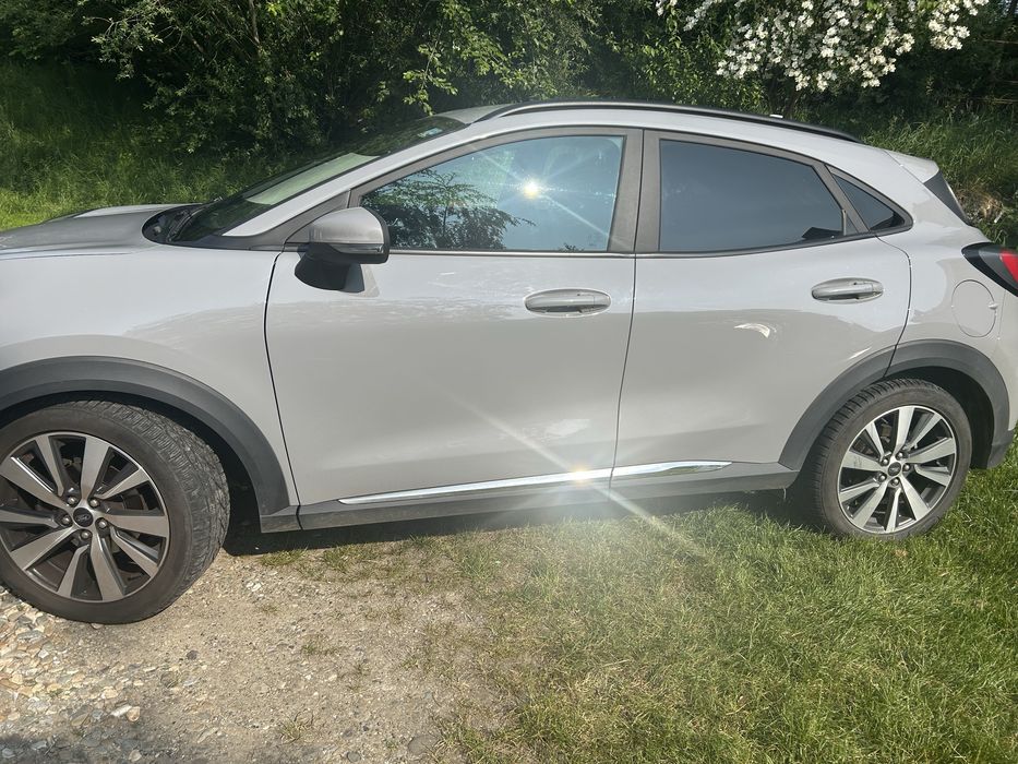 Ford Puma Titanium  MHEV  Predare Leasing