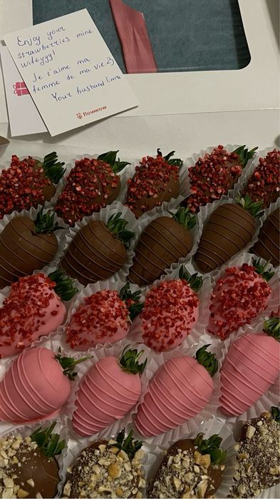 Клубника в шоколаде Алматы