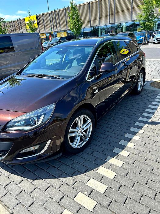 Opel Astra Sport Tourer Diesel 2014
