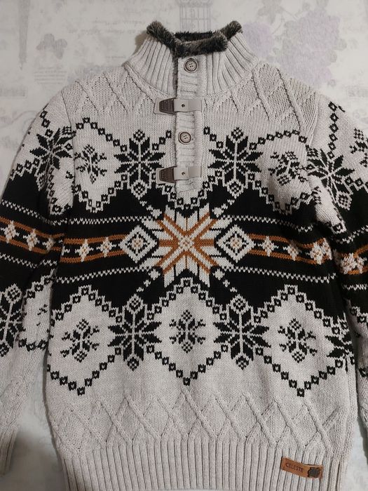 Зимен пуловер...