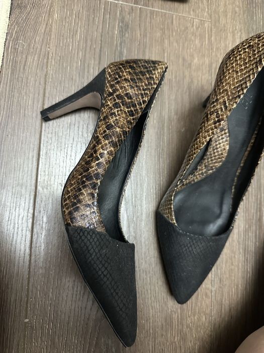 Продам Новые туфли размер 38