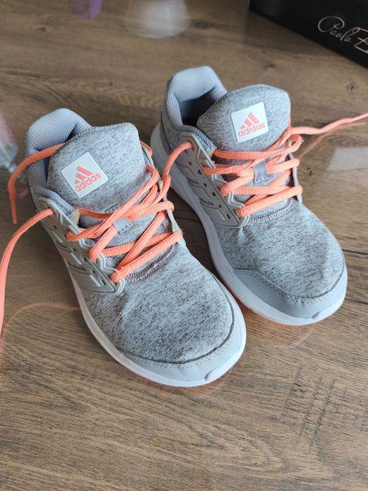 Маратонки Adidas