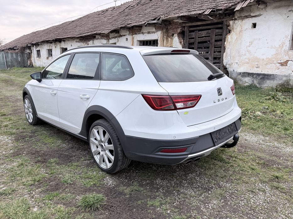 Vând Seat Leon Pachet XP, an 2015 4x4