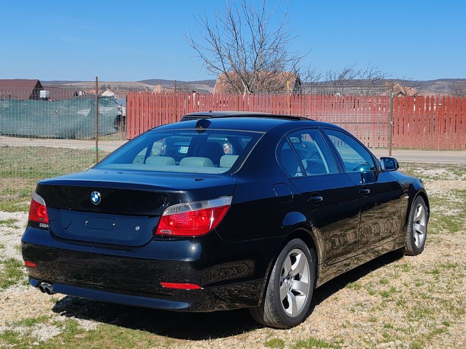 BMW E60 520i 170cp 2004 manual