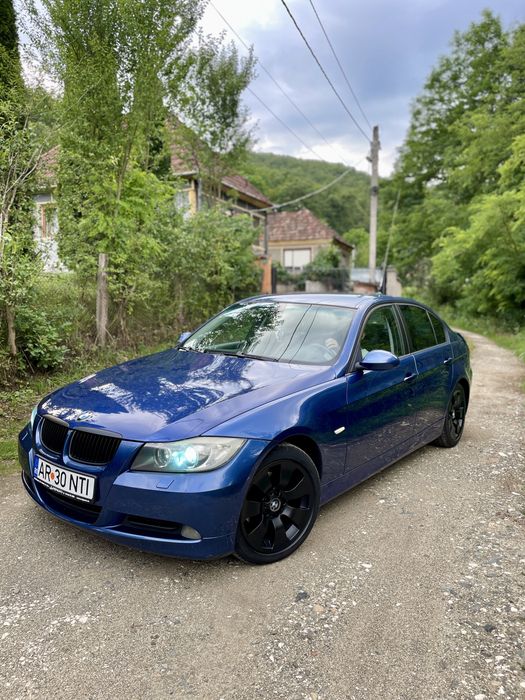 Vând BMW E90 318i