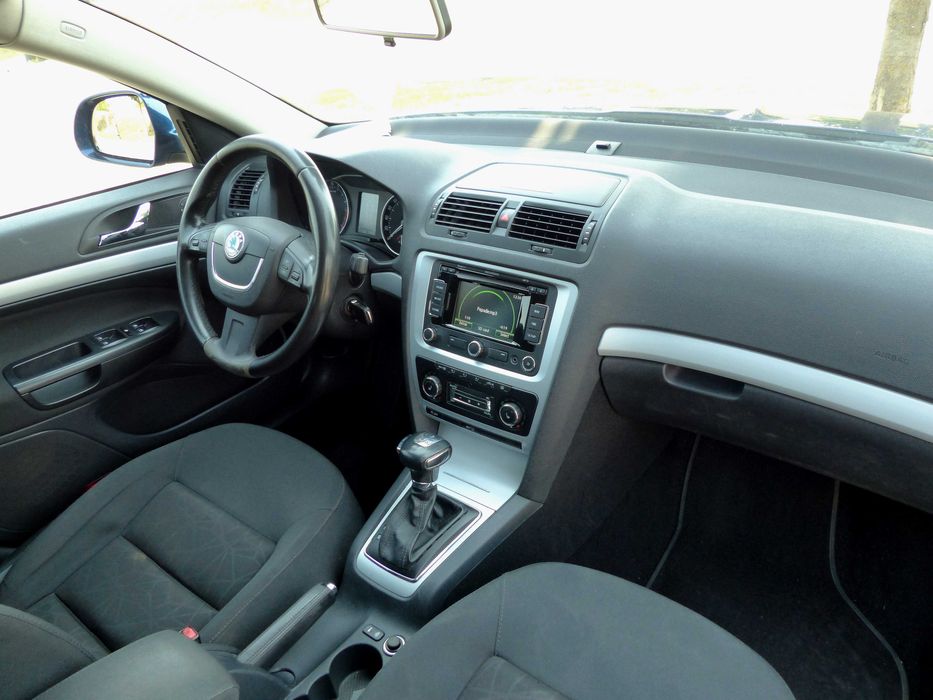 SKODA Octavia 2011 — imagine 4